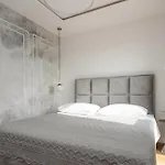 Apartment Gorgeous In