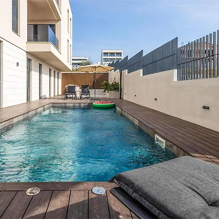 Lovely In Sveti Filip i Jakov